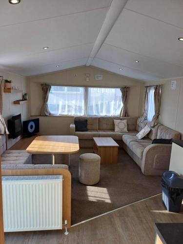 Caravan Holiday Home @ Marton Mere, BLACKPOOL