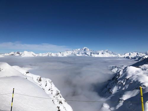 Studio 28m2 vue pistes plein sud du dimanche au dimanche