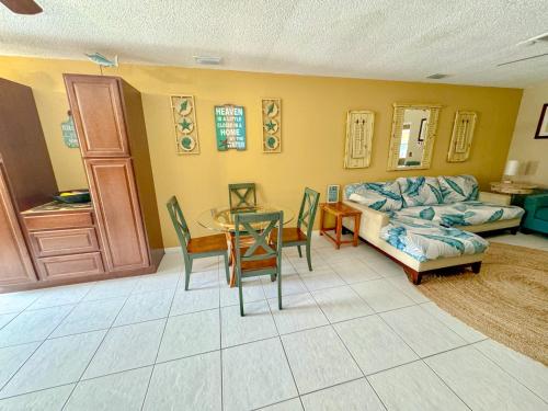 Saltwater Retreat of Redington Shores in St Pete Beach, USA