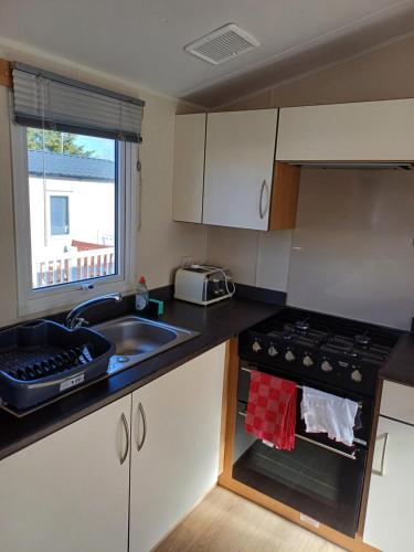 Caravan Holiday Home @ Marton Mere, BLACKPOOL