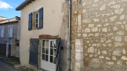 Barn cottage in Verteillac