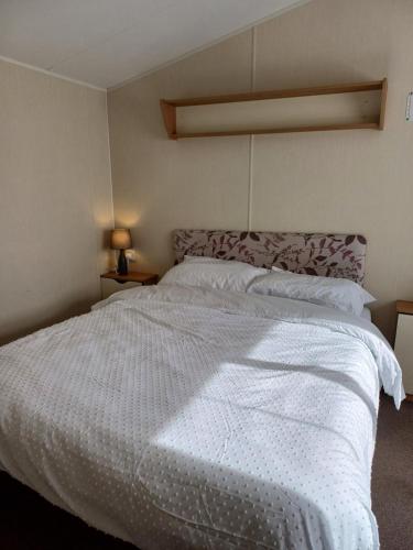 Caravan Holiday Home @ Marton Mere, BLACKPOOL