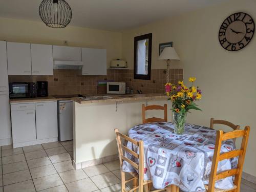 ห้องครัว, Gîte en montagne : La Terrasse du Rabioux (Gite en montagne : La Terrasse du Rabioux) in ชาโตว์รูซ์-แอลพ์