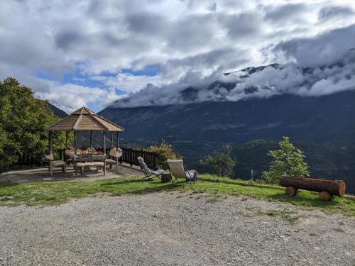 Gîte en montagne : La Terrasse du Rabioux