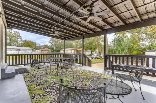 Pensacola Home with Covered Patio 1 Mi to Downtown! in Westpointe Heritage