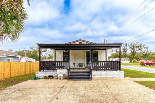 Pensacola Home with Covered Patio 1 Mi to Downtown! in Westpointe Heritage