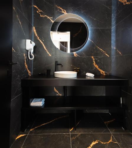 533549762 Destiny Hotel & SPA
