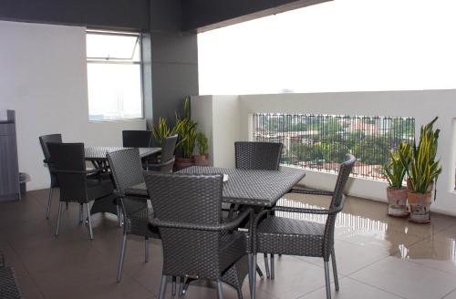 Bar/lounge, Cebu R Hotel - Mabolo near Ayala Center