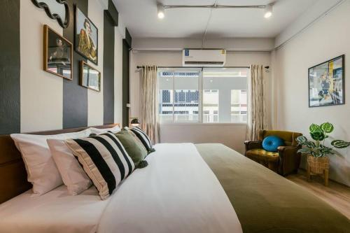 Sukhumvit entire house 7 pax - 2 mins walk from skytrain