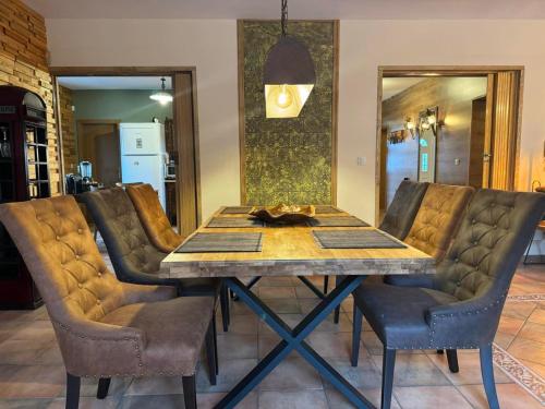 Villa Boyana City & Relax with Hot Jacuzzi and Sauna by BookVillaBG, Sofía (foto 8)