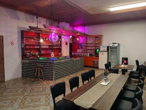 Restaurant, Wirtin z Atzersdorf in Wesenufer