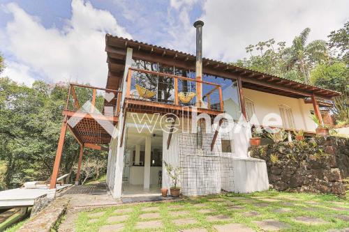 Casa c/ sacada e vista pras montanhas em Atibaia