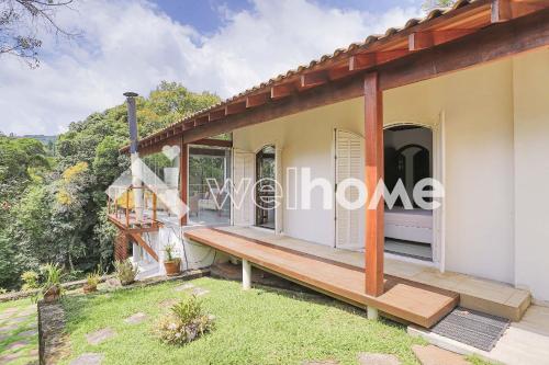 Casa c/ sacada e vista pras montanhas em Atibaia