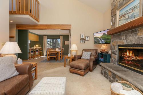 Frisco Mountainside Retreat: Walk Downtown in Frisco, USA