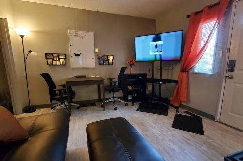 Cozy Cottages across from the Food Trucks of Aloha mall