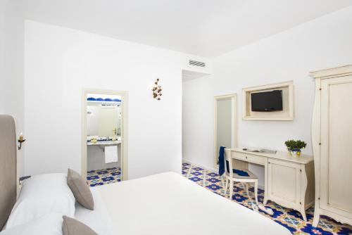 Hotel Savoia - image 2