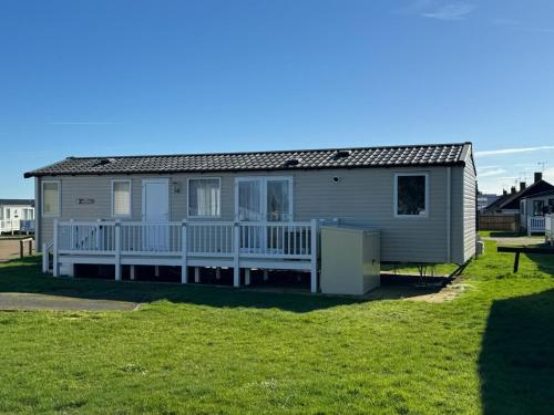 Ranworth - Haven Holiday Park - Tap to explore photos