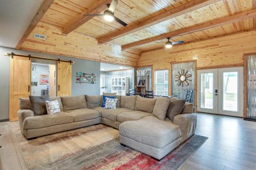 . Spacious Ozawkie Home - Near Lake Perry!