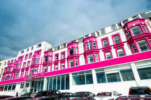 Tiffany's Hotel - image 3