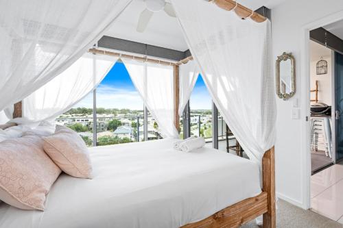 533615408 Harbour Quays Apartments