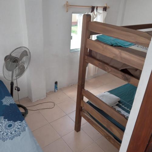 2 twin beds