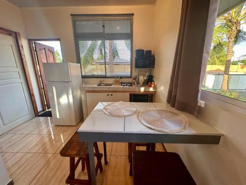 ห้องครัว, TVH LODGE MOOREA accès mer FARE HO'E (TVH LODGE MOOREA acces mer FARE HO'E) in มาเทีย