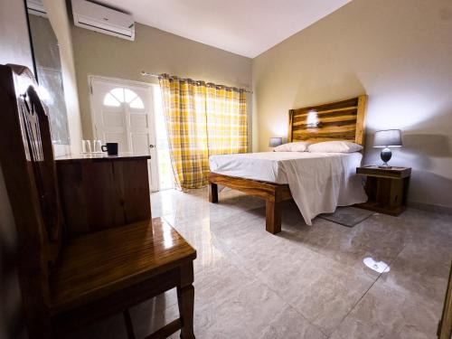 DEMAROYS in Treasure Beach