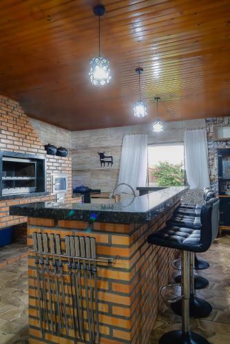 Casa de Campo - 15 Minutos das Cataratas e Aeroporto - Piscina com água salgada e muito espaço ao ar livre