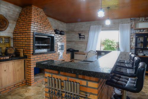 Casa de Campo - 15 Minutos das Cataratas e Aeroporto - Piscina com água salgada e muito espaço ao ar livre