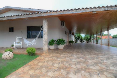 Casa de Campo - 15 Minutos das Cataratas e Aeroporto - Piscina com água salgada e muito espaço ao ar livre