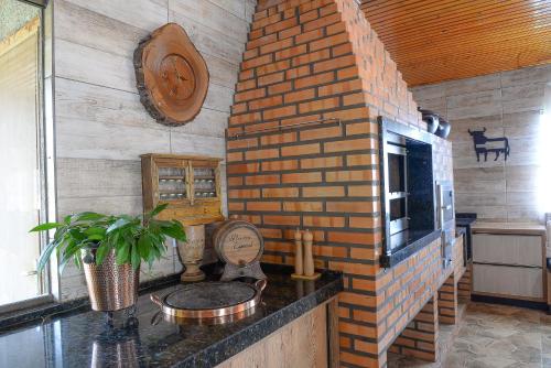 Casa de Campo - 15 Minutos das Cataratas e Aeroporto - Piscina com água salgada e muito espaço ao ar livre