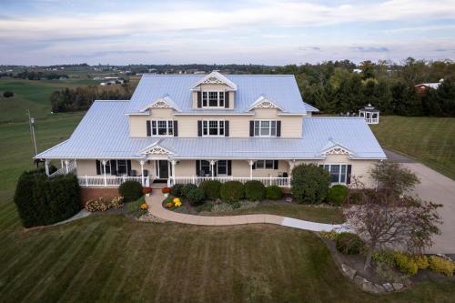 . Hillside Villa Ohio