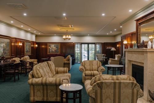 大堂, 勞森河濱套房酒店 (The Lawson Riverside Suites) in 沃加沃加