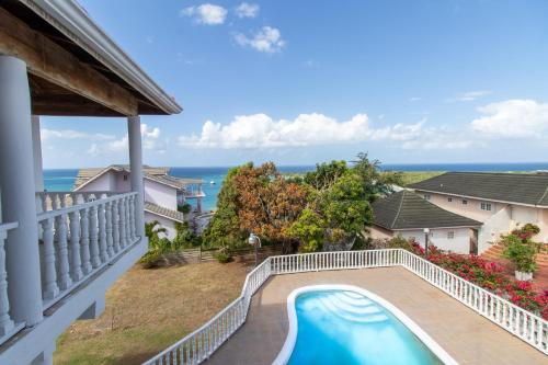 Villa Amore Jamaica - Between Montego Bay & Ochi Rios Includes Cook