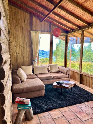 Refugio Aventura, hermosa cabaña y acogedores glampings en Tabio, cerca a Bogotá