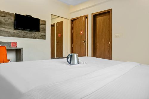 Super Townhouse 749 The Upper Room Near Pune Airport