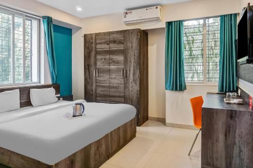 Super Townhouse 749 The Upper Room Near Pune Airport