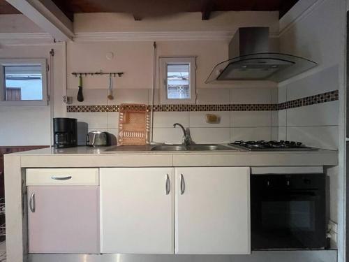 Le Muguet - Résidence la ROXELLE (Le Muguet - Residence la ROXELLE) in Saint-Pierre