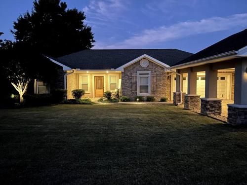 Spectacular Backyard Oasis Awaiting You