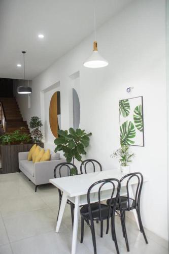 Lis Hotel in Da Nang — photo 4