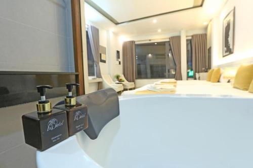 Lis Hotel in Da Nang — photo 3