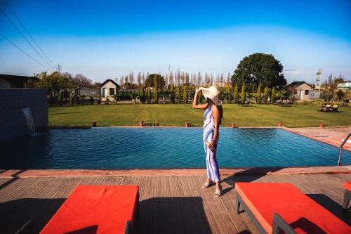 Falak Farms- Villa with Pool,Jacuzzi in Chandigarh in Palanpur