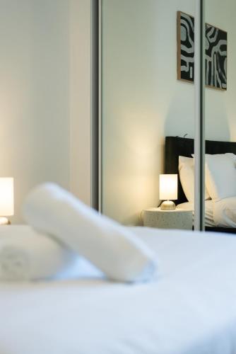 Balmoral Apartment - Airy & Light-filled City Edge Comfort Stay