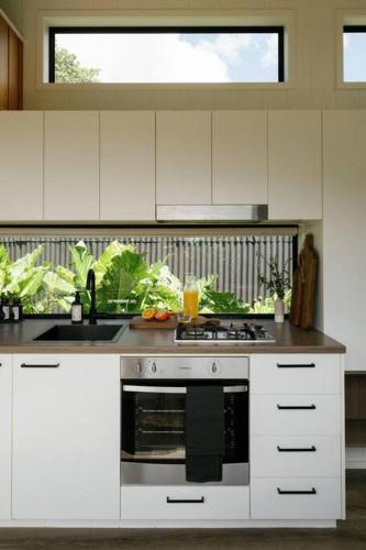 The Nest, Tiny House With a View. Byron Hinterland in Clunes (NSW)
