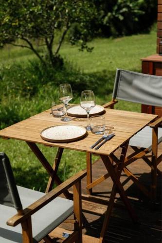 The Nest, Tiny House With a View. Byron Hinterland in Clunes (NSW)