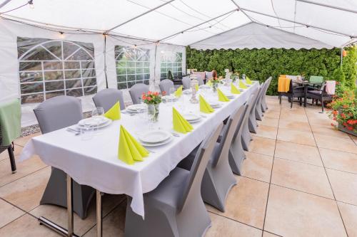 Qubus Hotel Zielona Góra - main image