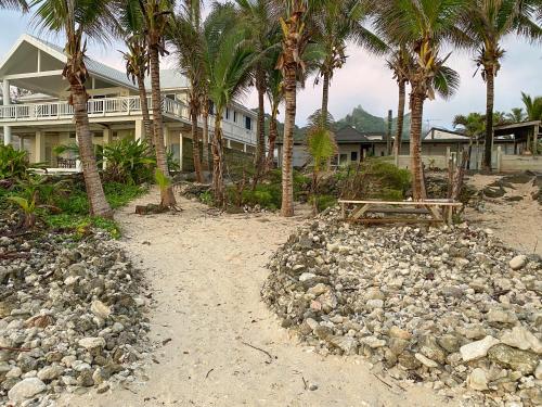 Strand, ShineAwayHomes - Family Beach Front central air con in Matavera