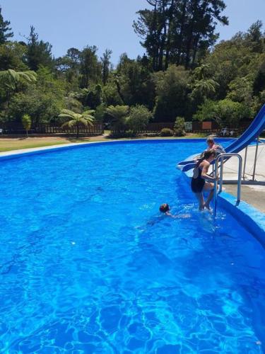 Beautiful Rural Retreat and Sapphire Springs Thermal Mineral Pools in Katikati