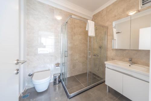Green Hills Suites Room Type - Standard Double Room