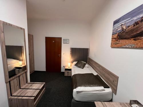 Hotel Dietrichsdorfer Hof - image 7
